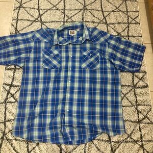 Ely Cattleman Blue and Green Plaid Shirt. Size XL. Snaps